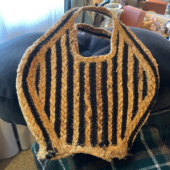 Handbags - Natural purse black tan fibers summer nondescript tote bag handheld granola boho